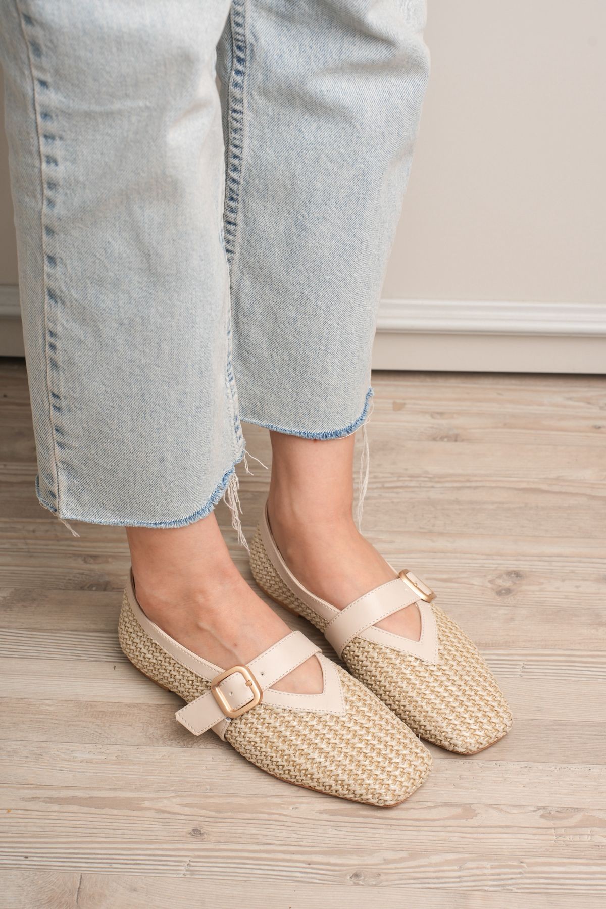 Ponti Bej Cilt Hasır Detaylı Babet Ayakkabı